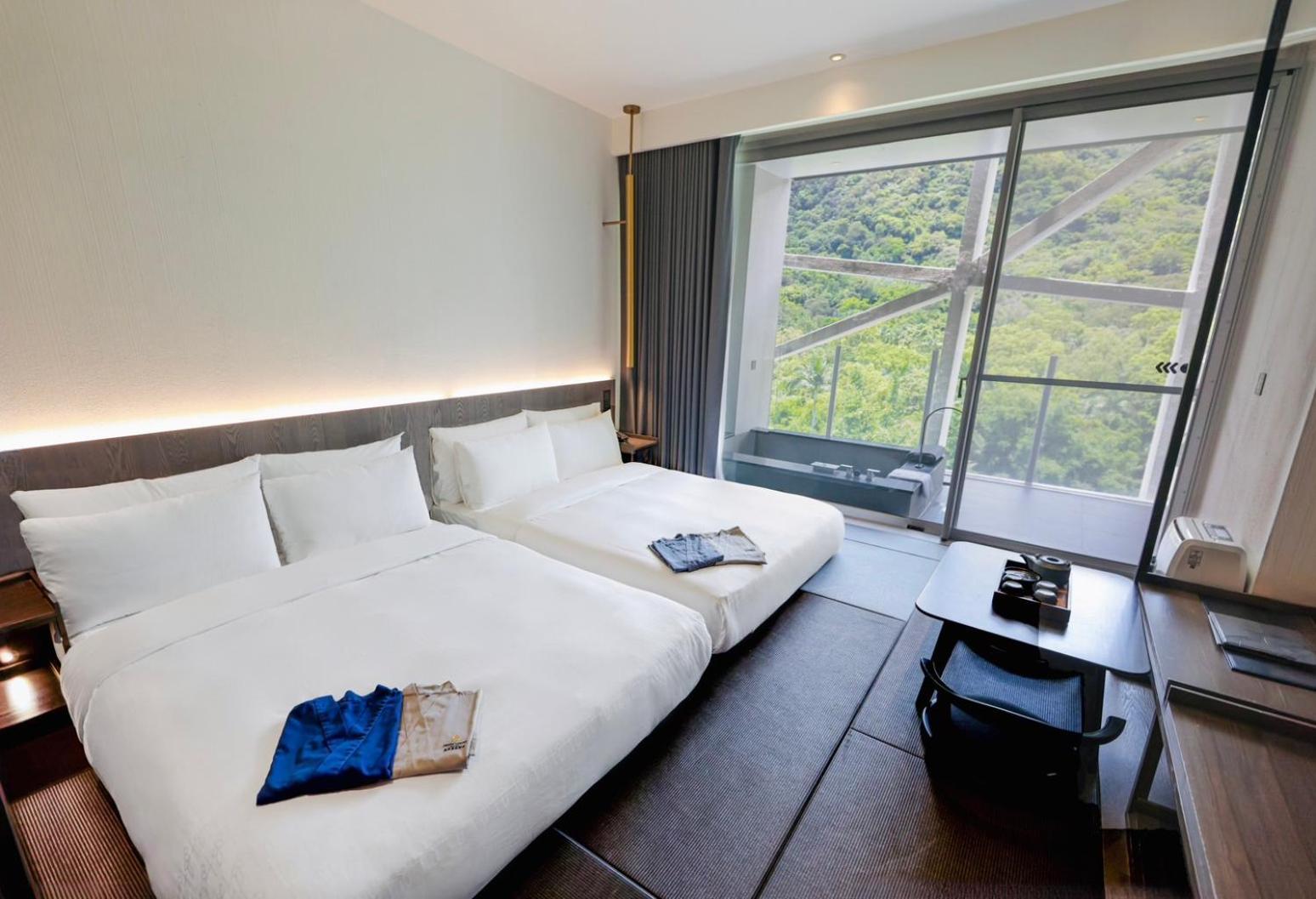 Orient Luxury Hotel-자오시 외부 사진